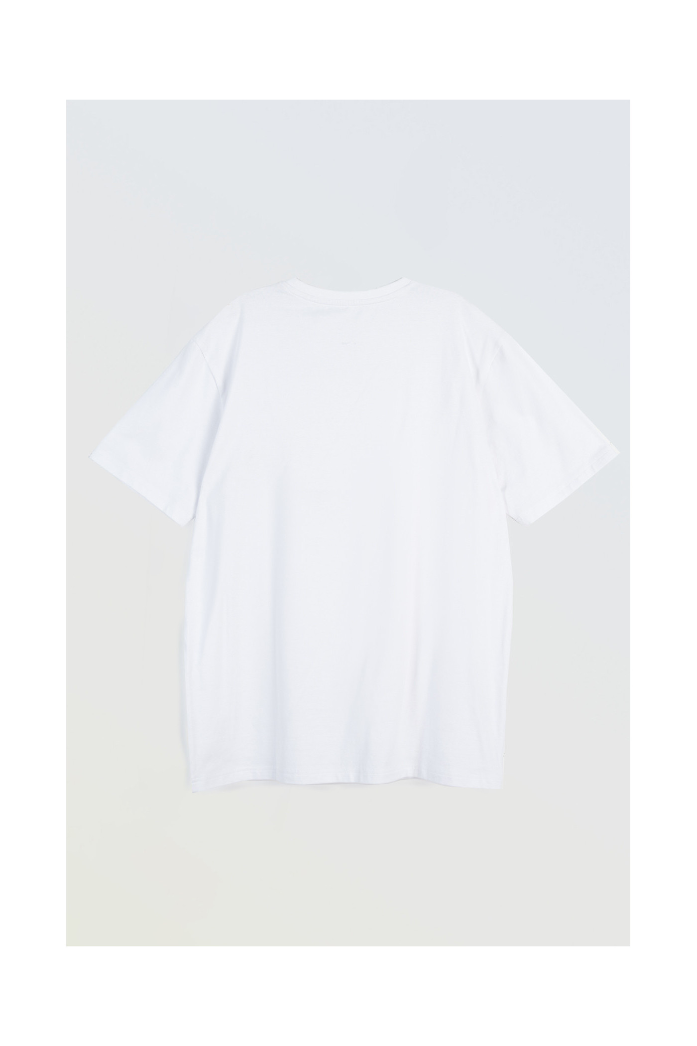 Biały t-shirt bez nadruków