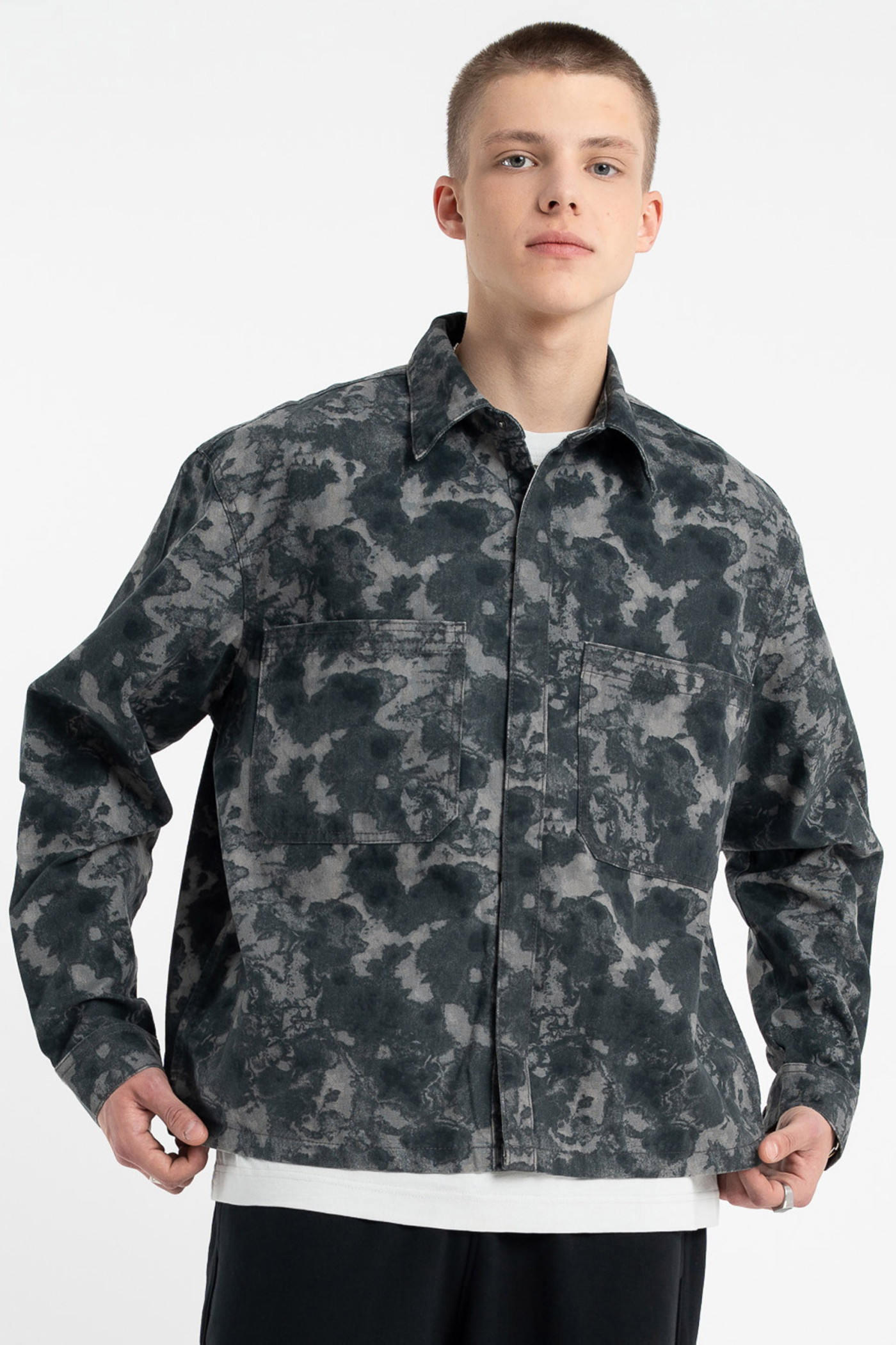 Jeansowa koszula BOXY z nadrukiem na całości