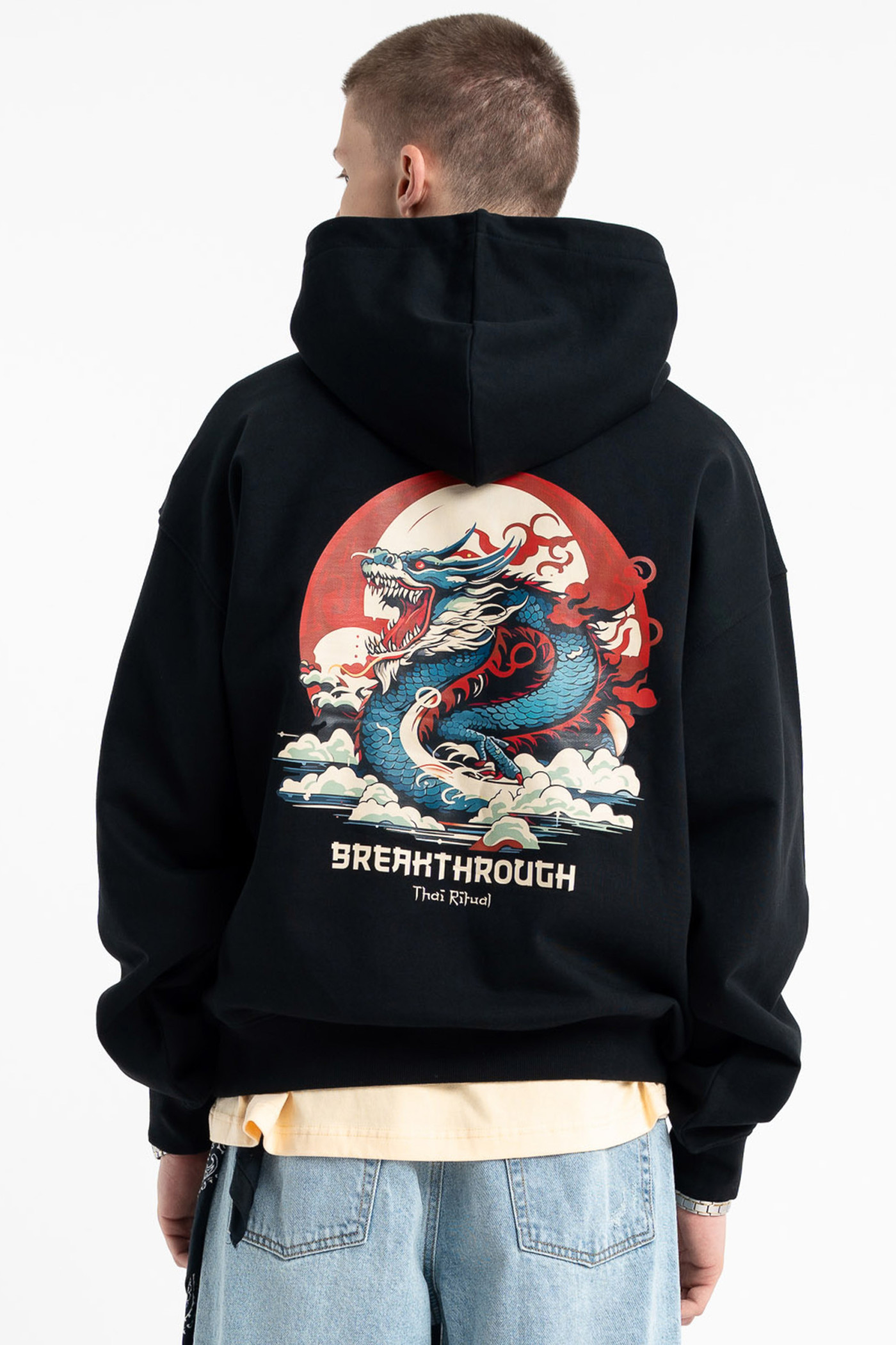 Czarna bluza BOXY z kapturem z autorską grafiką z tyłu