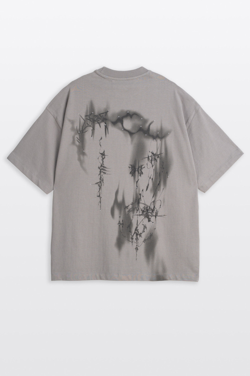 Szary t-shirt z autorską grafiką z tyłu