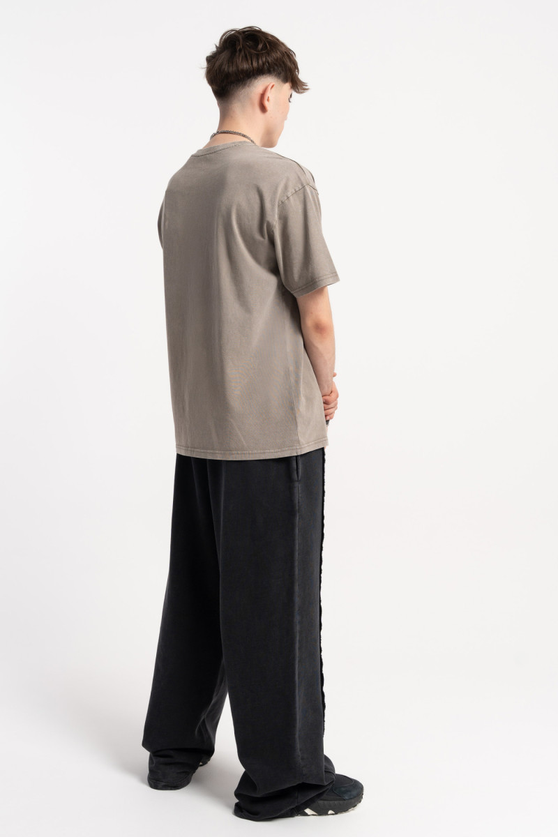 Beżowy t-shirt LOOSE z efektem sprania