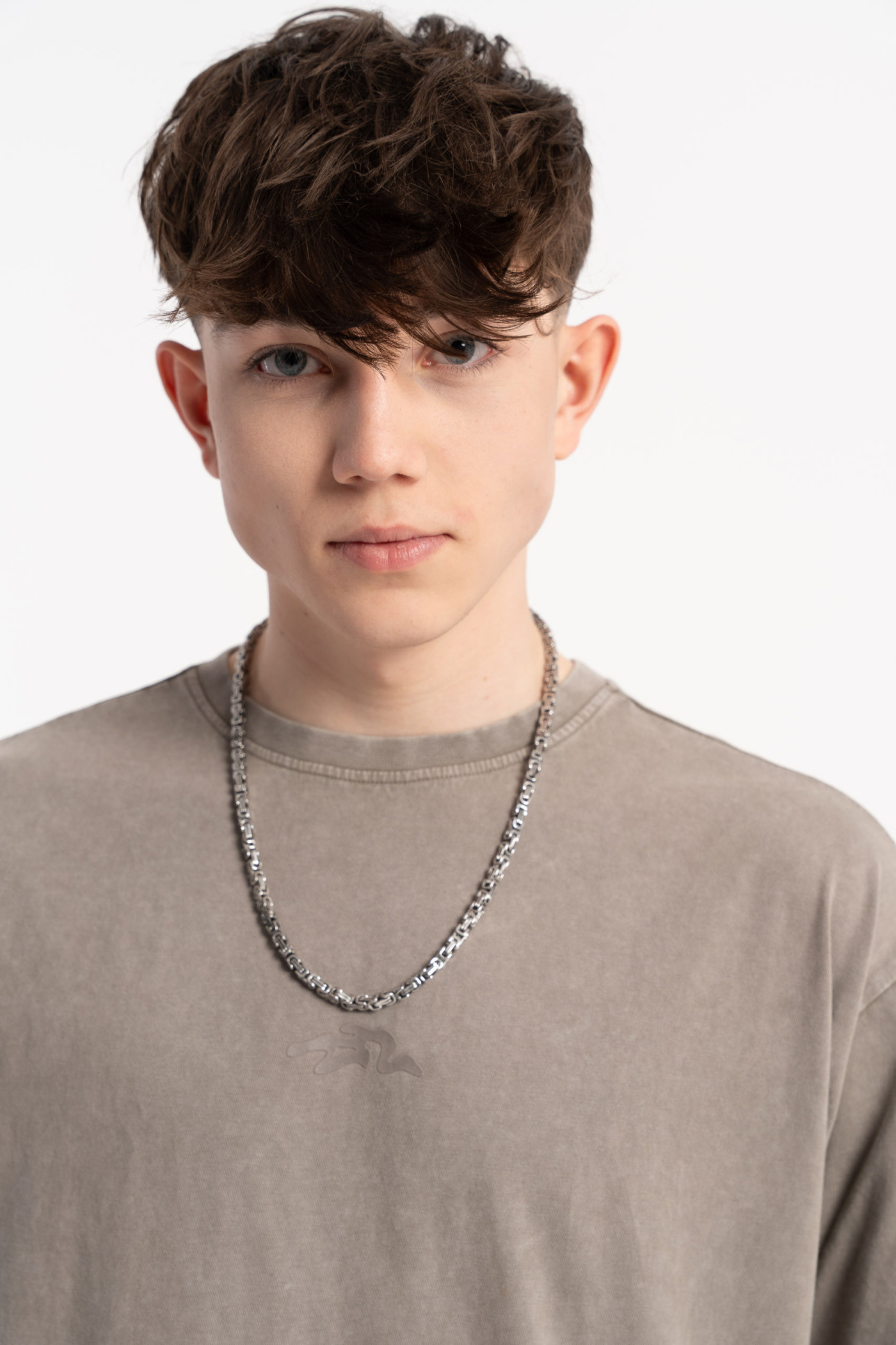 Beżowy t-shirt LOOSE z efektem sprania