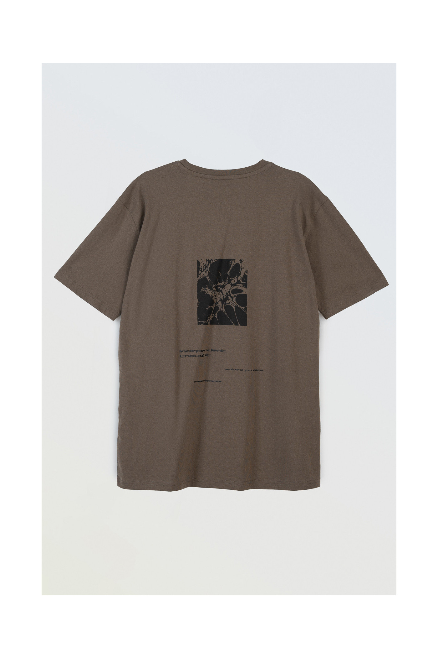 Khaki t-shirt z autorską grafiką z tyłu