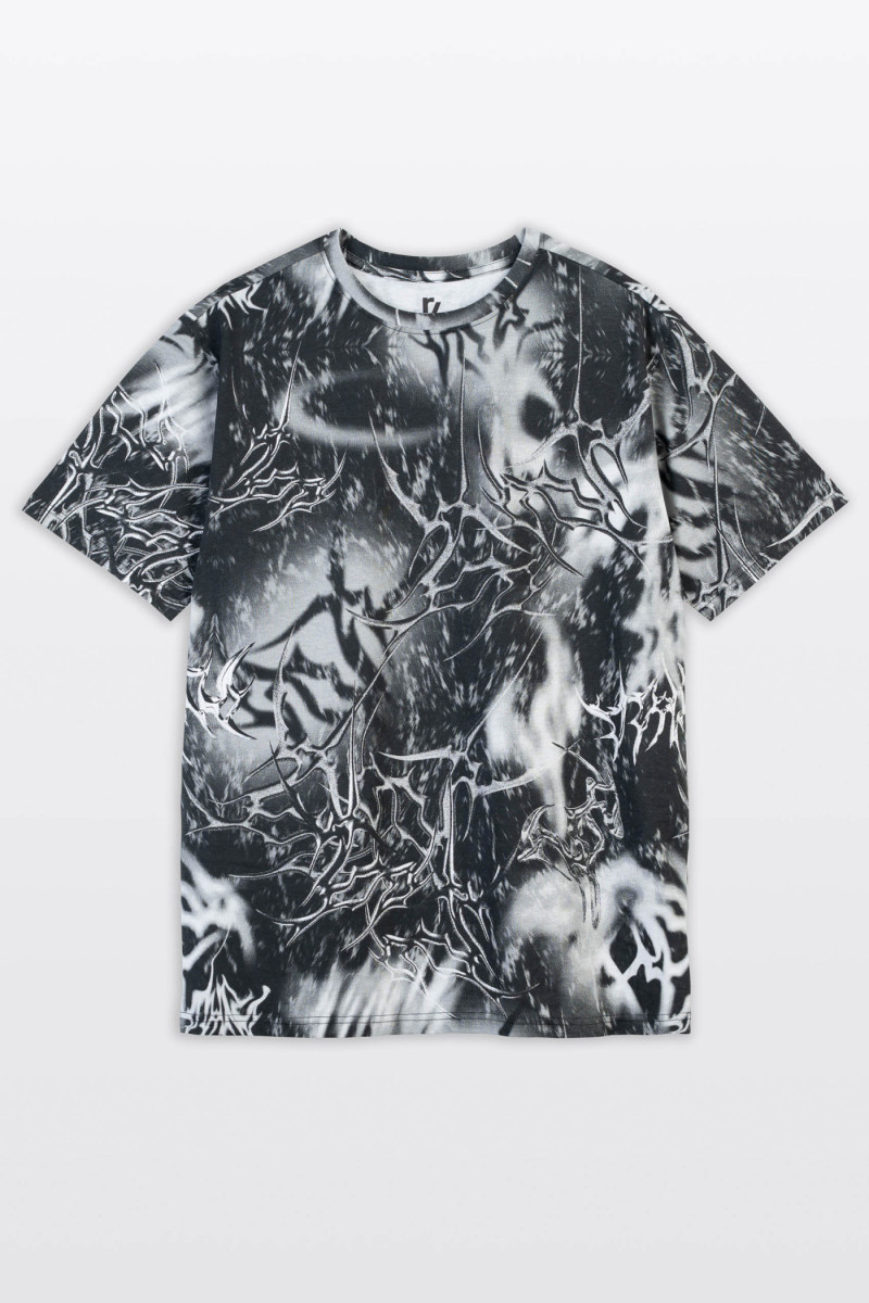 Czarny t-shirt z nadrukiem na całości