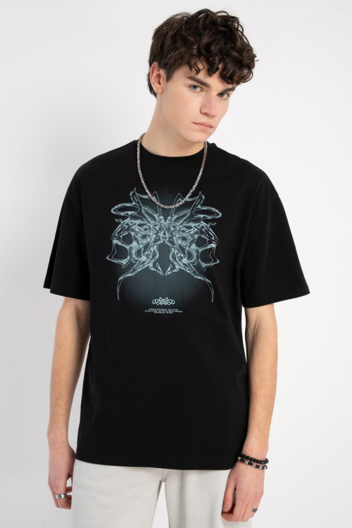 Czarny t-shirt REGULAR z autorską grafiką z przodu