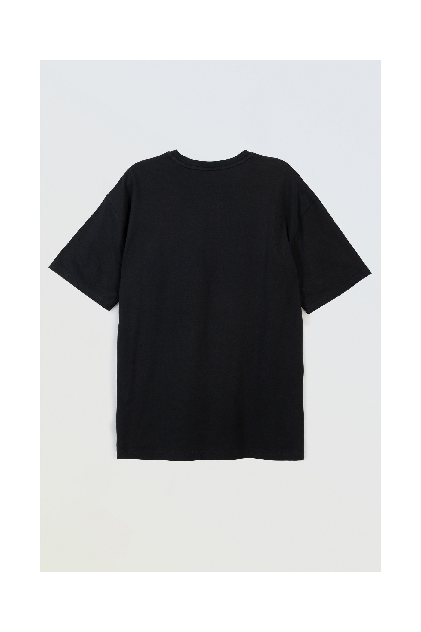 Czarny t-shirt REGULAR z autorską grafiką z przodu