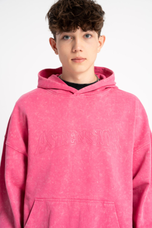 Różowa bluza z kapturem OVERSIZE z nadrukiem z przodu