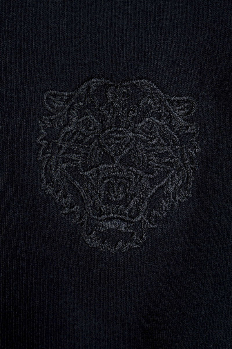 Czarna bluza BOXY z kapturem z podkreśloną talią