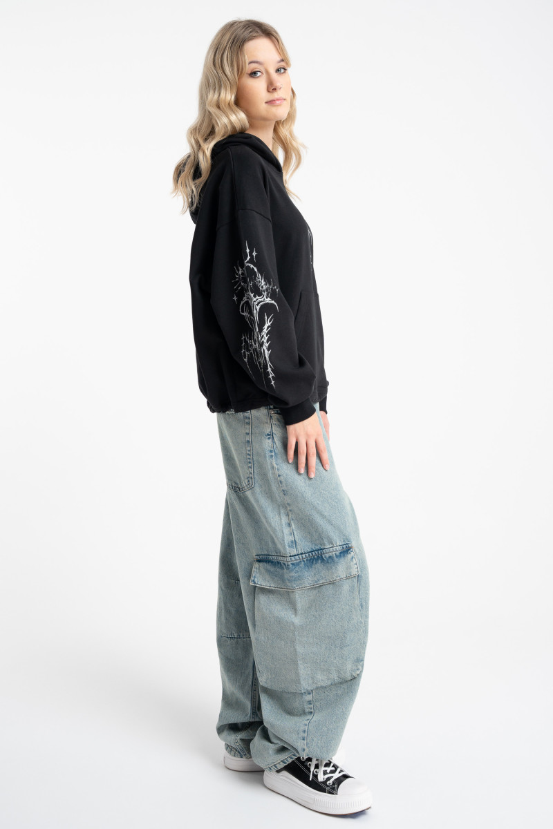 Czarna bluza BOXY z kapturem z autorską grafiką, czarny