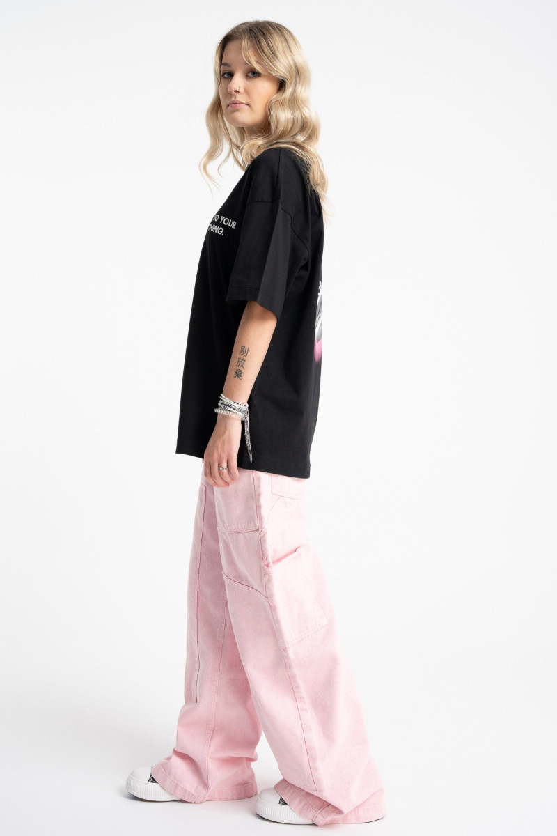 Czarny t-shirt OVERSIZE z autorską grafiką z tyłu