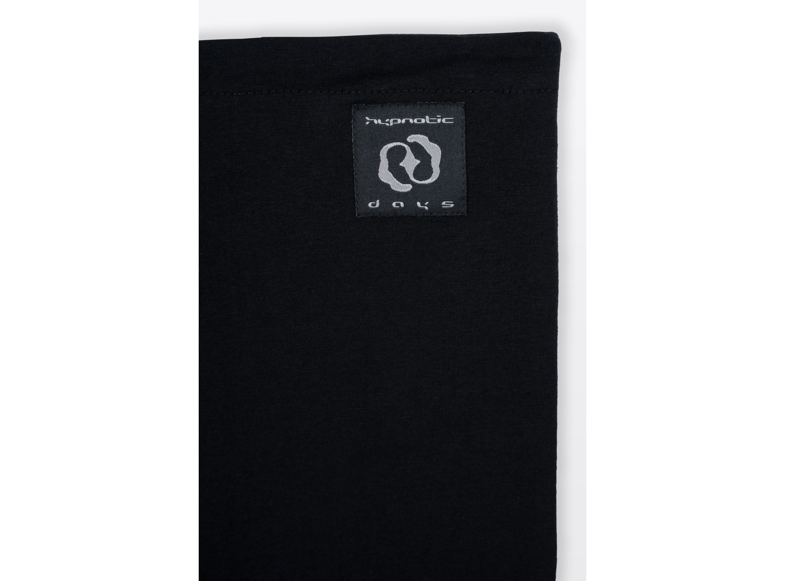 Czarny komin gładki