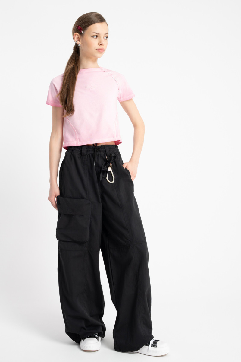 Czarne spodnie WIDE LEG z przestrzenną kieszonką Czarne spodnie WIDE LEG z przestrzenną kieszonką