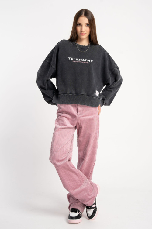 Różowe sztruksowe spodnie z szerokimi nogawkami Różowe sztruksowe spodnie z szerokimi nogawkami