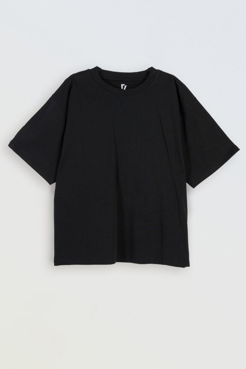 Czarny t-shirt REGULAR z autorską grafiką z tyłu, czarny