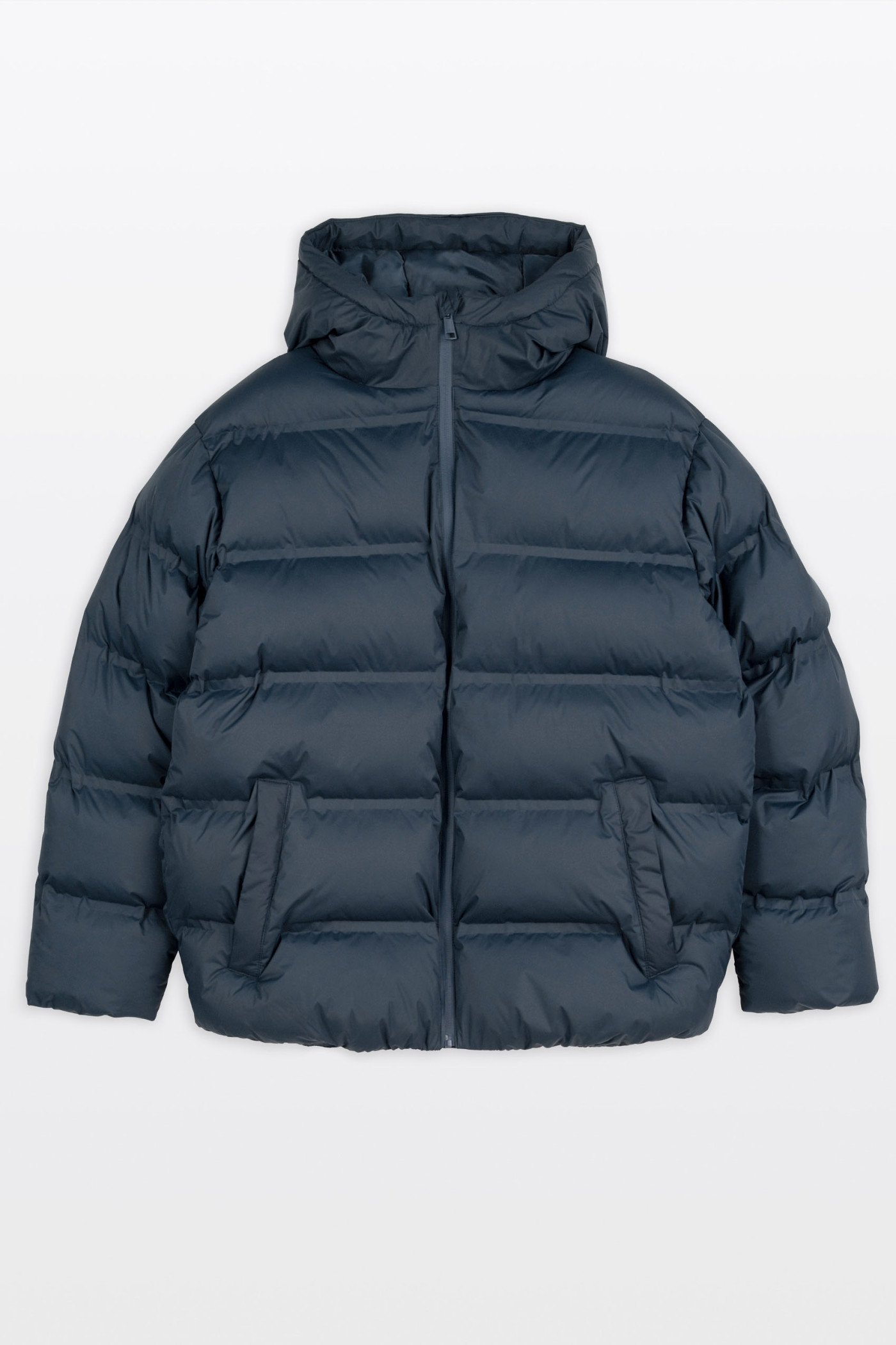 Granatowa pikowana kurtka ocieplana z obszernym kapturem