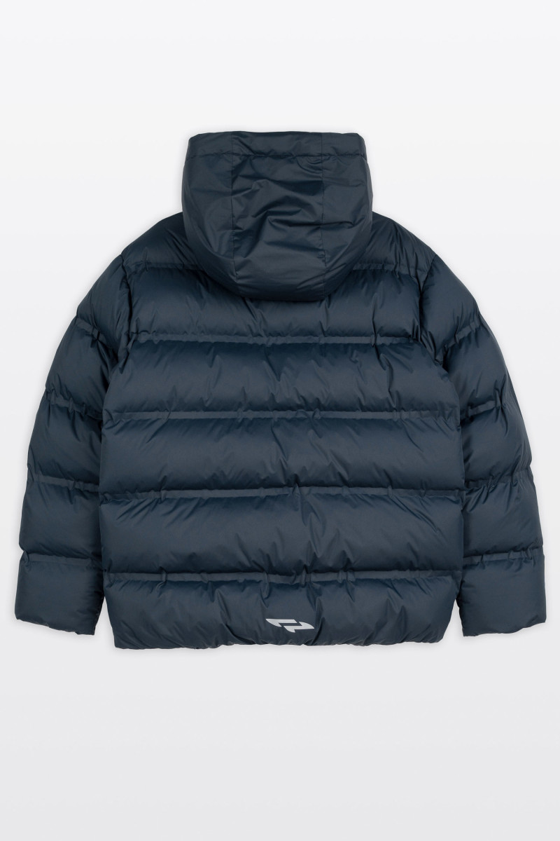 Granatowa pikowana kurtka ocieplana z obszernym kapturem