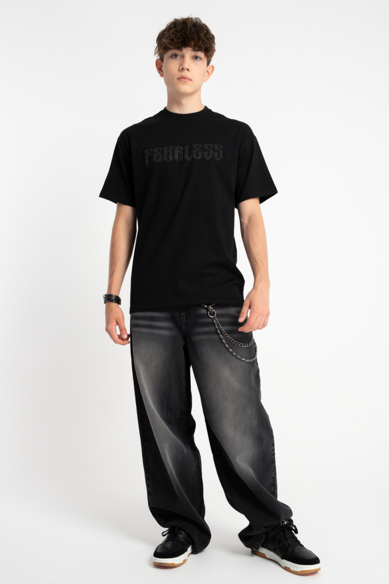 Czarny t-shirt LOOSE z nadrukiem z przodu, czarny