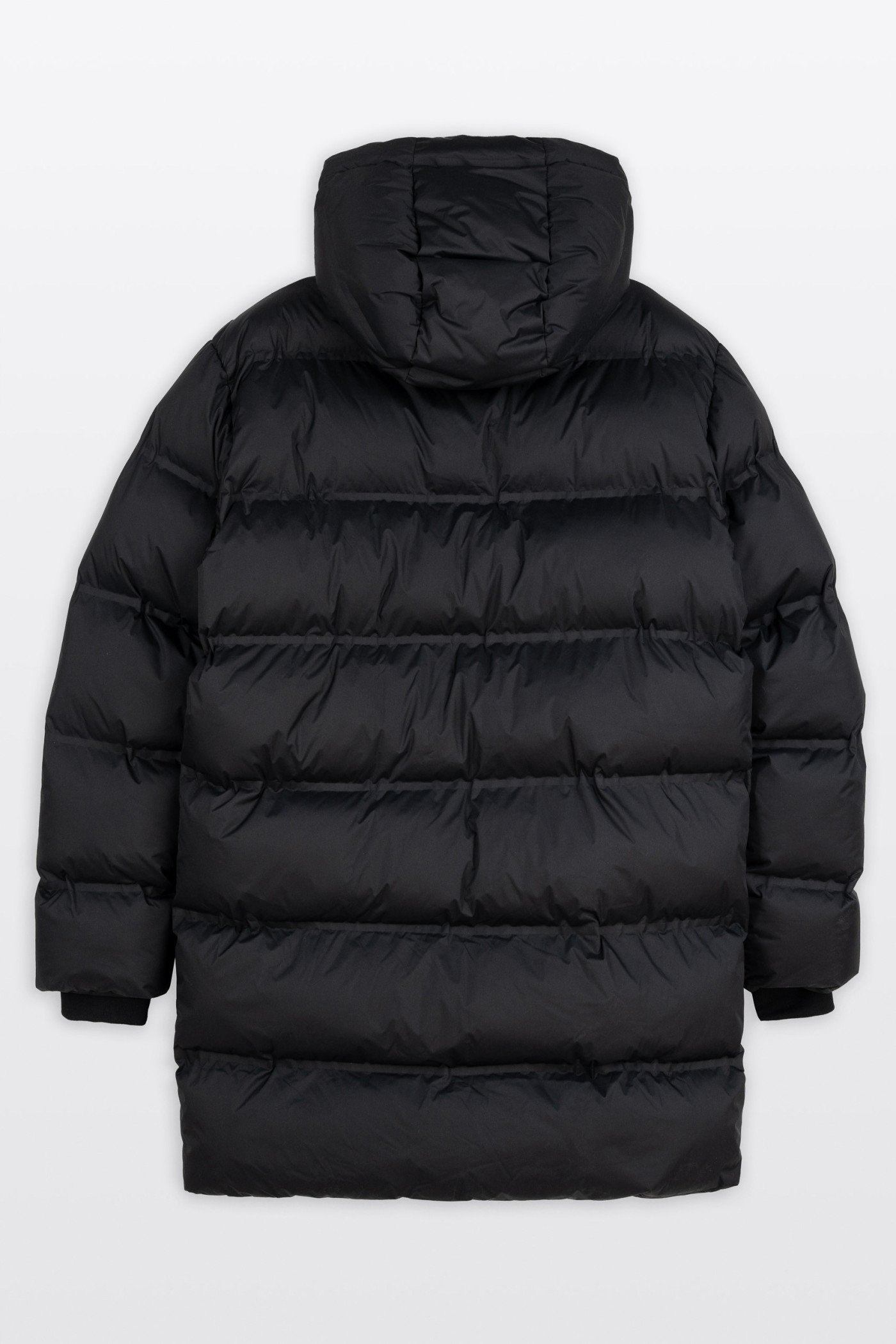 Czarna długa pikowana kurtka ocieplana z obszernym kapturem
