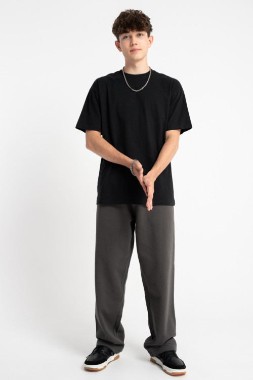 Szare spodnie dresowe REGULAR bez nadruków Szare spodnie dresowe REGULAR bez nadruków