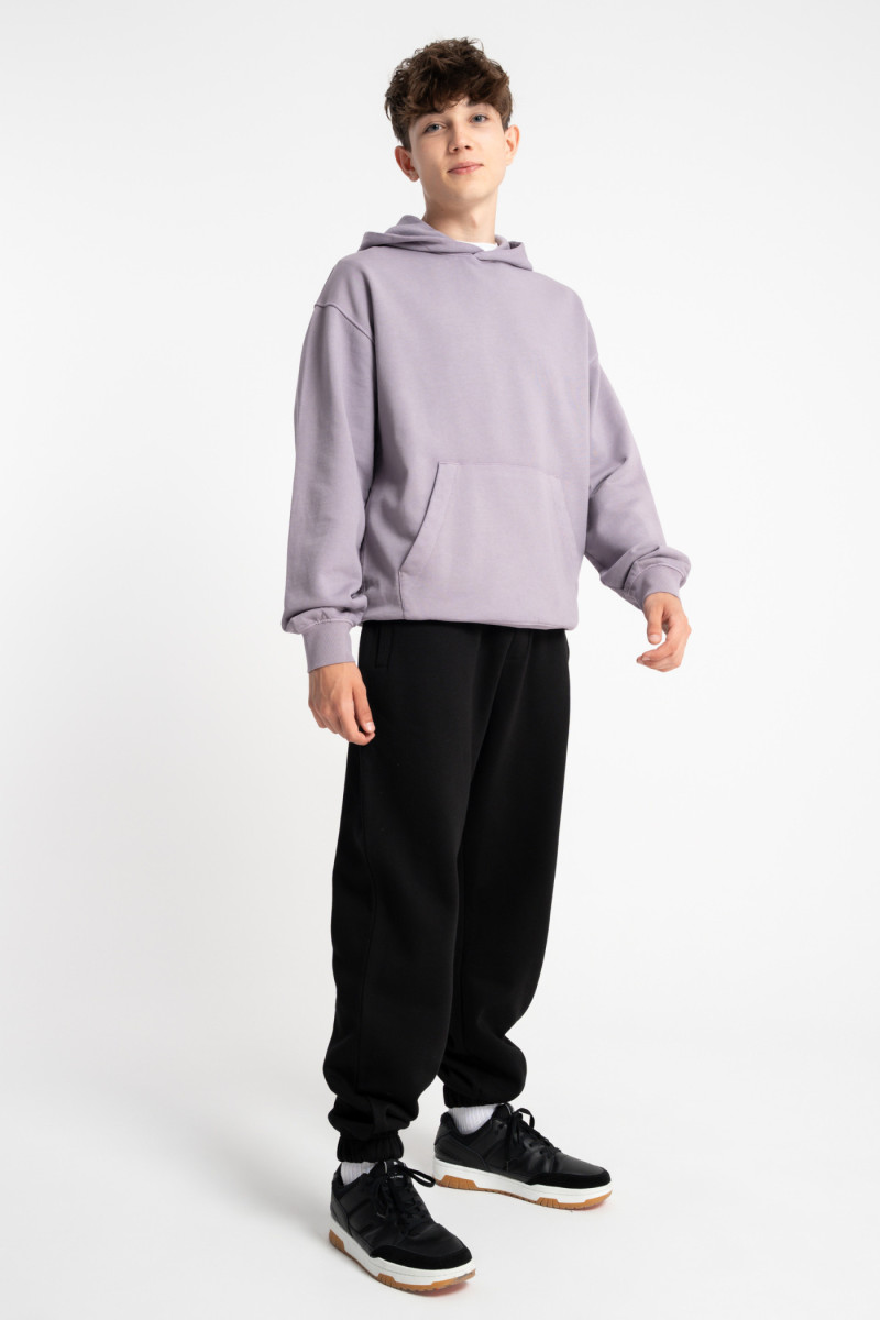 Czarne spodnie dresowe OVERSIZE bez nadruków Czarne spodnie dresowe OVERSIZE bez nadruków