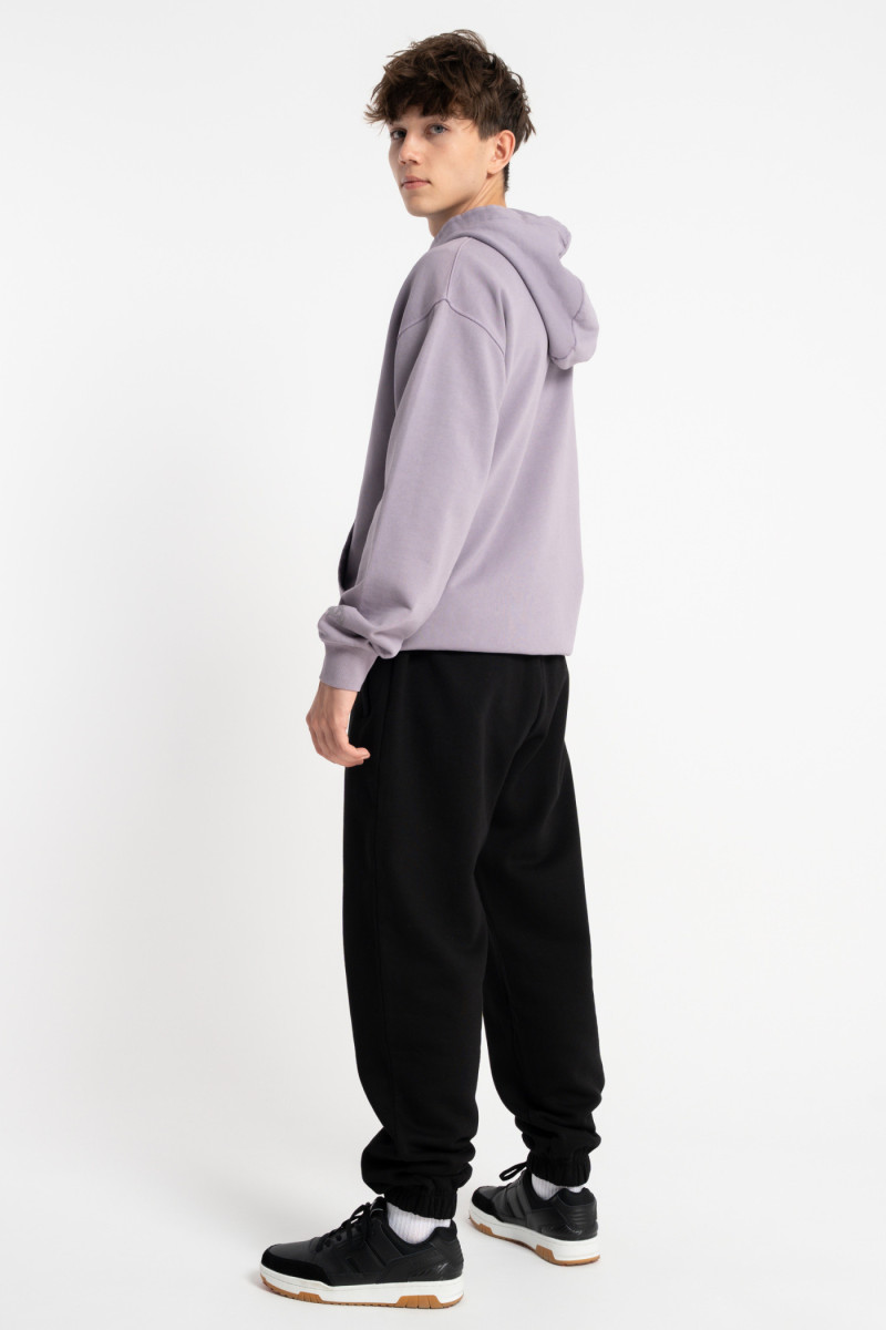 Czarne spodnie dresowe OVERSIZE bez nadruków Czarne spodnie dresowe OVERSIZE bez nadruków