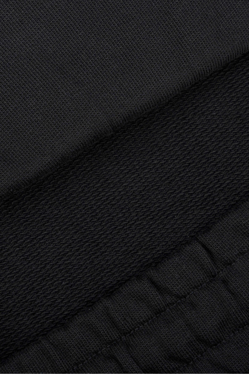 Czarne spodnie dresowe REGULAR bez nadruków