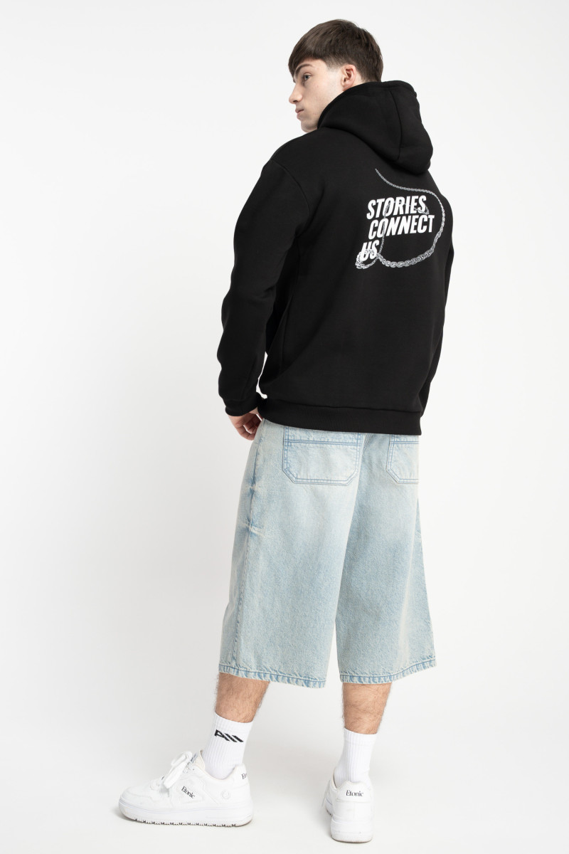 Czarna bluza UNISEX REGULAR z kapturem STORIES CONNECT US