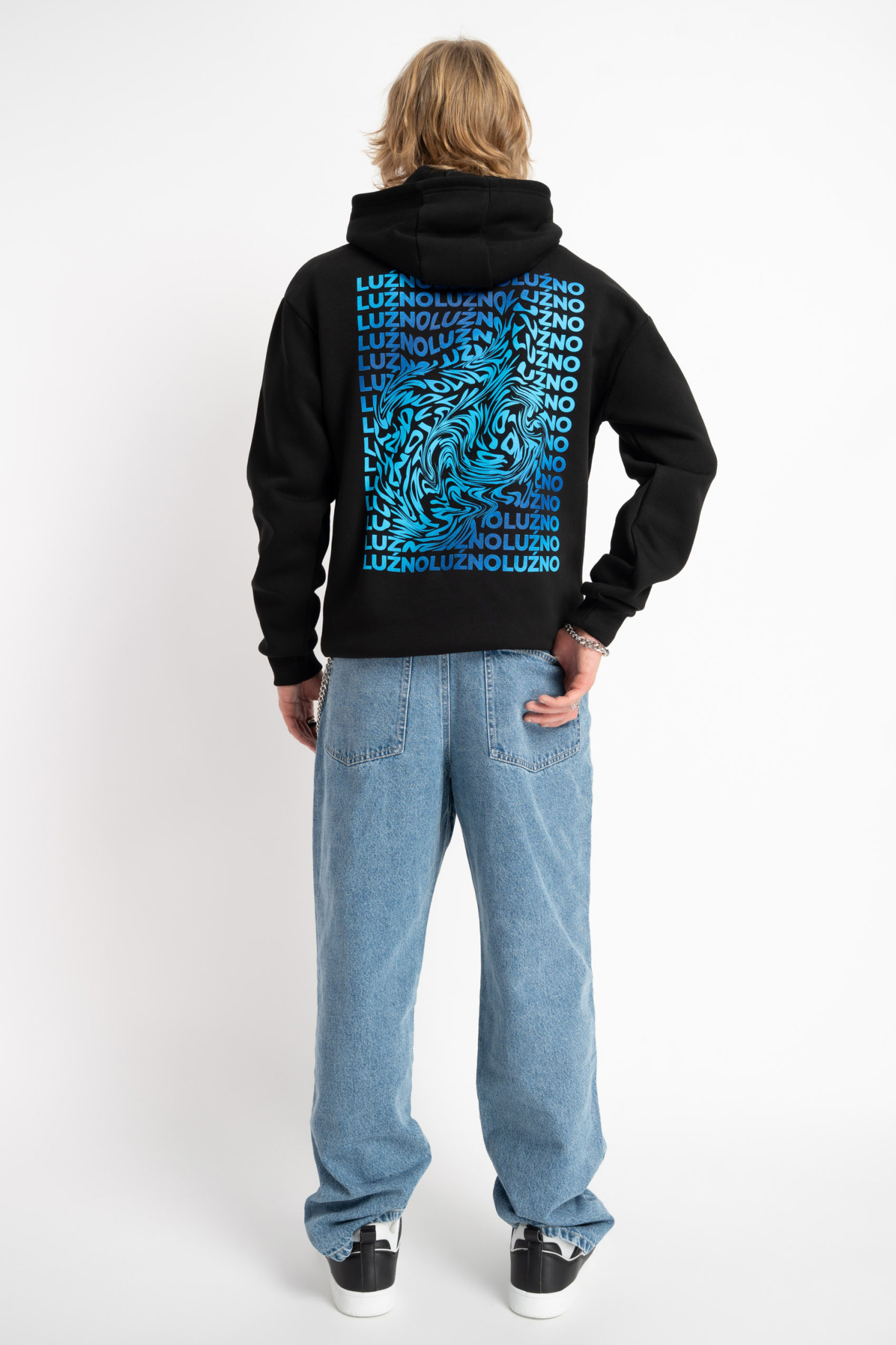 Czarna bluza UNISEX REGULAR z kapturem LUŹNO