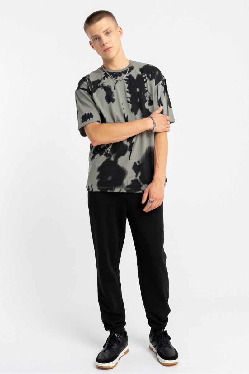 Szary t-shirt LOOSE z nadrukiem na całości, szary