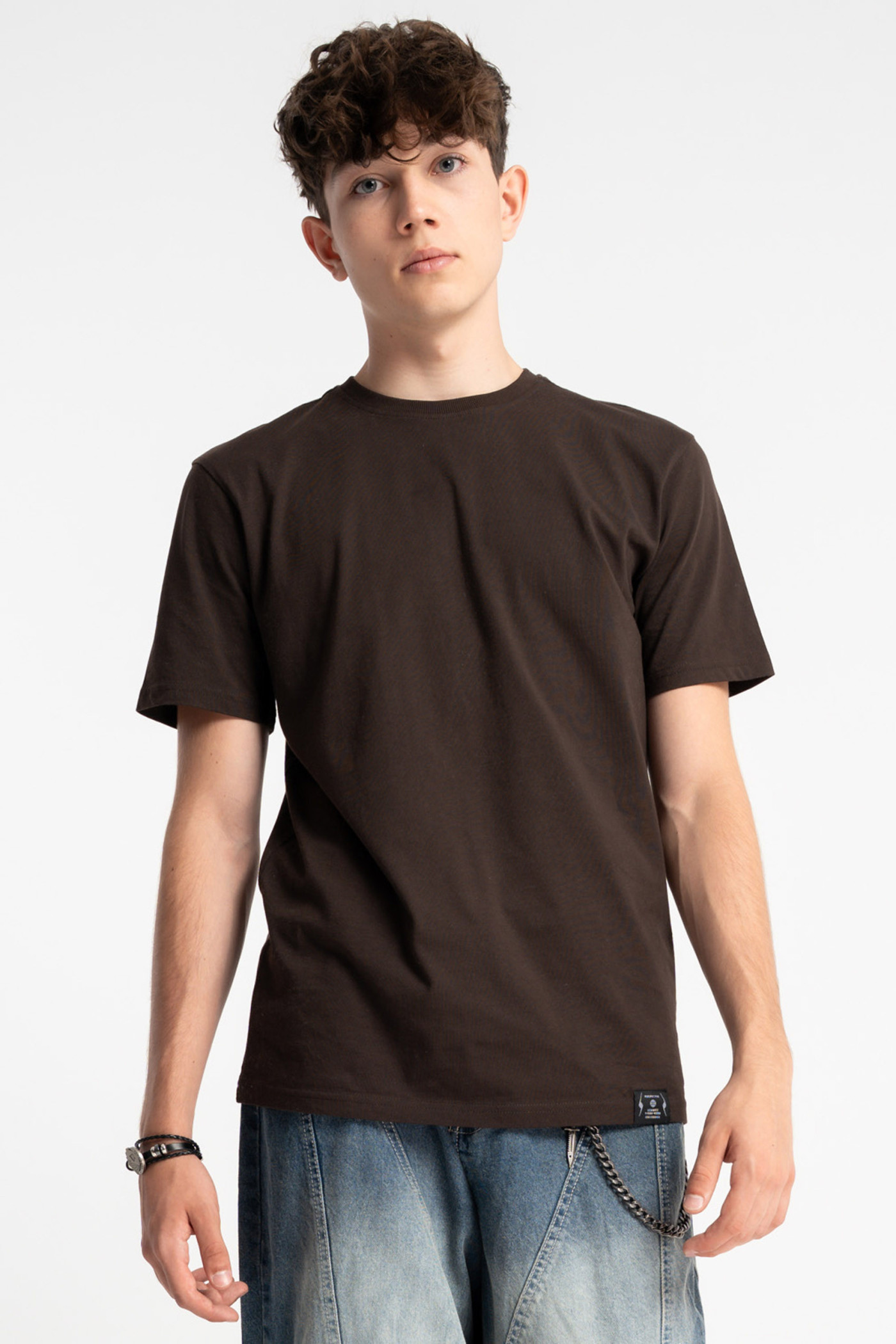 Brązowy t-shirt REGULAR bez nadruków Brązowy t-shirt REGULAR bez nadruków