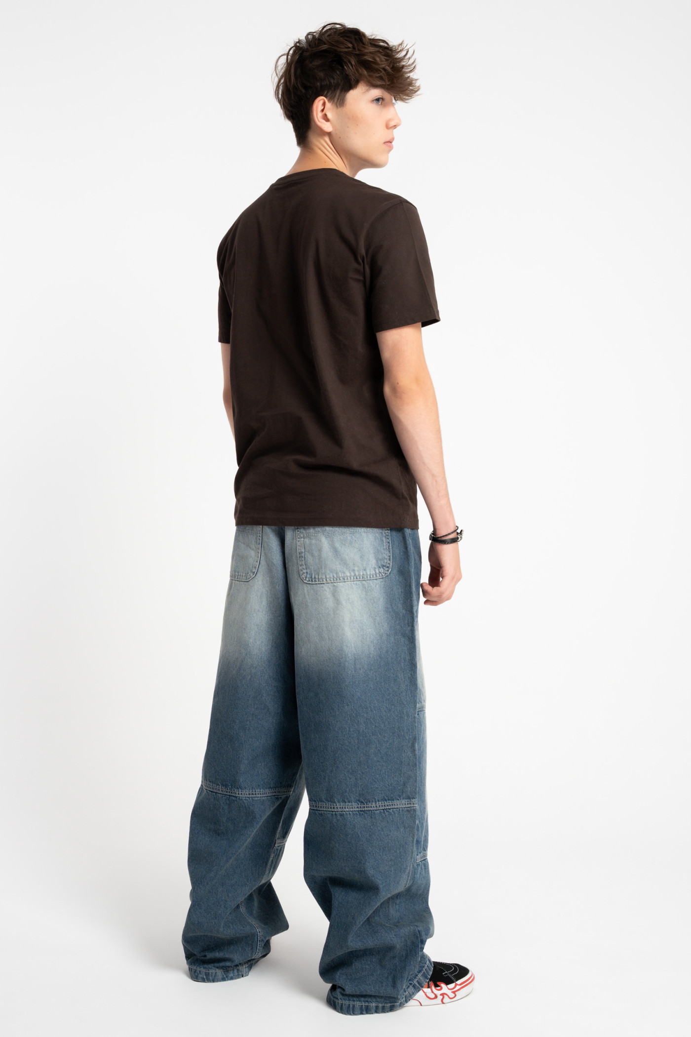 Brązowy t-shirt REGULAR bez nadruków Brązowy t-shirt REGULAR bez nadruków