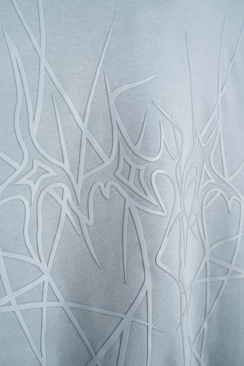 Jasnoniebieska bluza BOXY z autorską grafiką z przodu