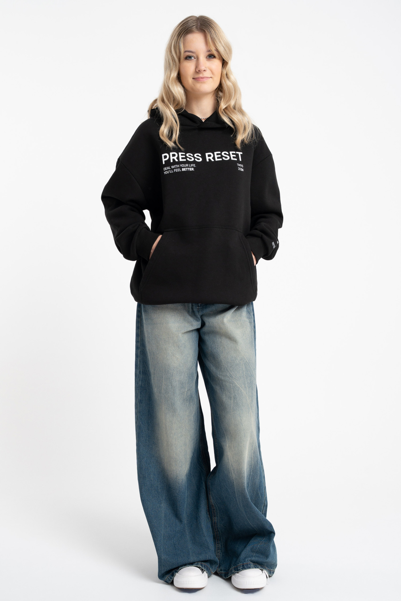 Czarna bluza UNISEX REGULAR z kapturem PRESS RESET