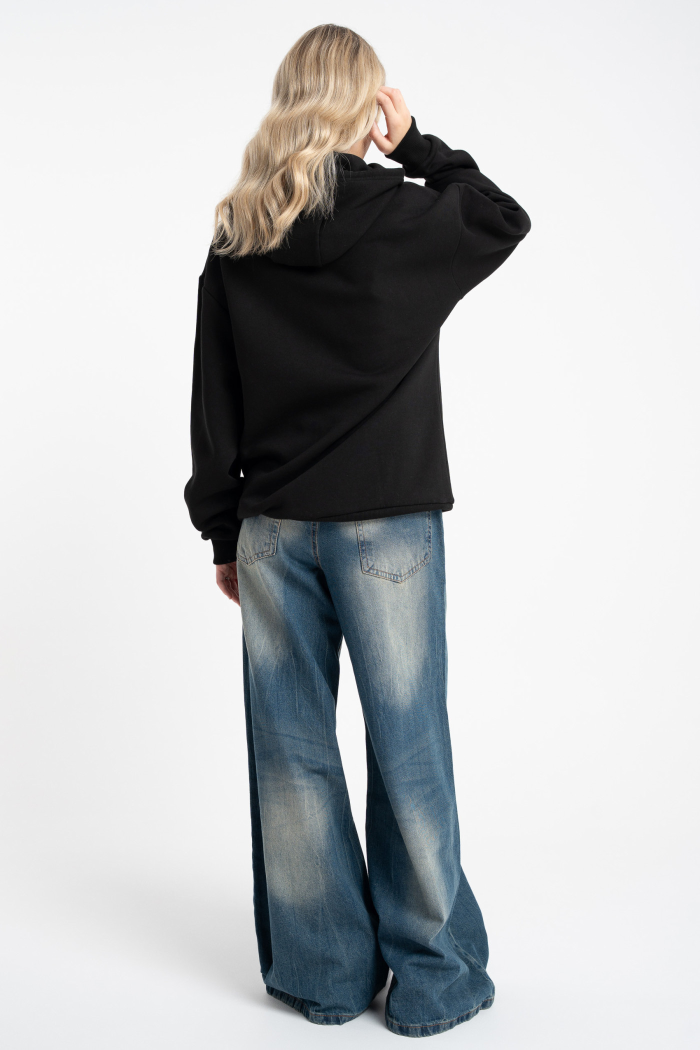 Czarna bluza UNISEX REGULAR z kapturem PRESS RESET