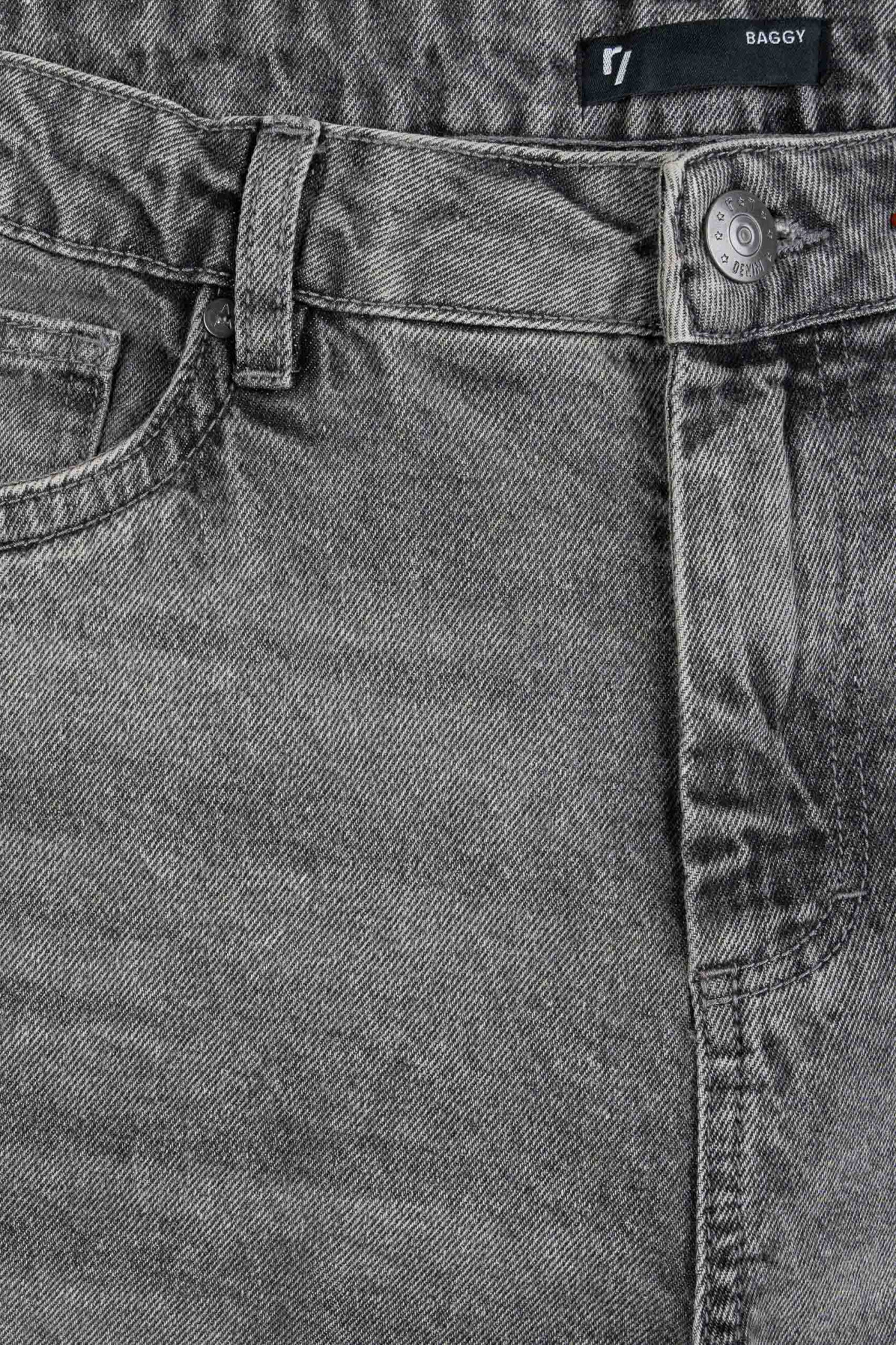 Szare spodnie jeansowe o kroju BAGGY Szare spodnie jeansowe o kroju BAGGY