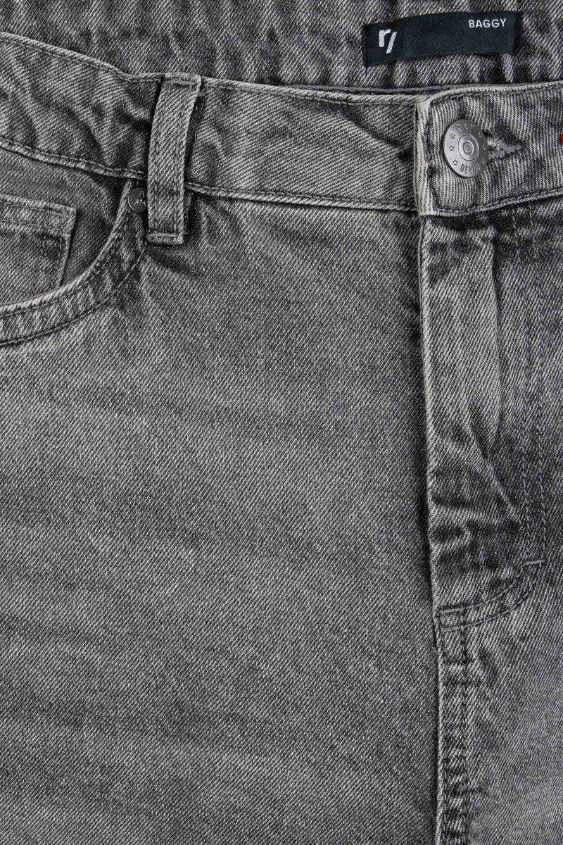 Szare spodnie jeansowe o kroju BAGGY Szare spodnie jeansowe o kroju BAGGY