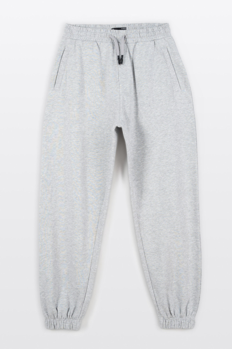 Szare spodnie dresowe OVERSIZE bez nadruków Szare spodnie dresowe OVERSIZE bez nadruków