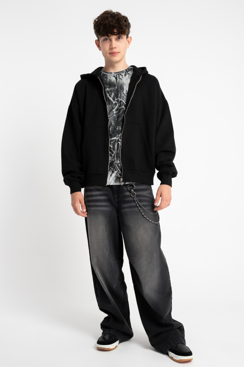 Czarna bluza BOXY z kapturem bez nadruków