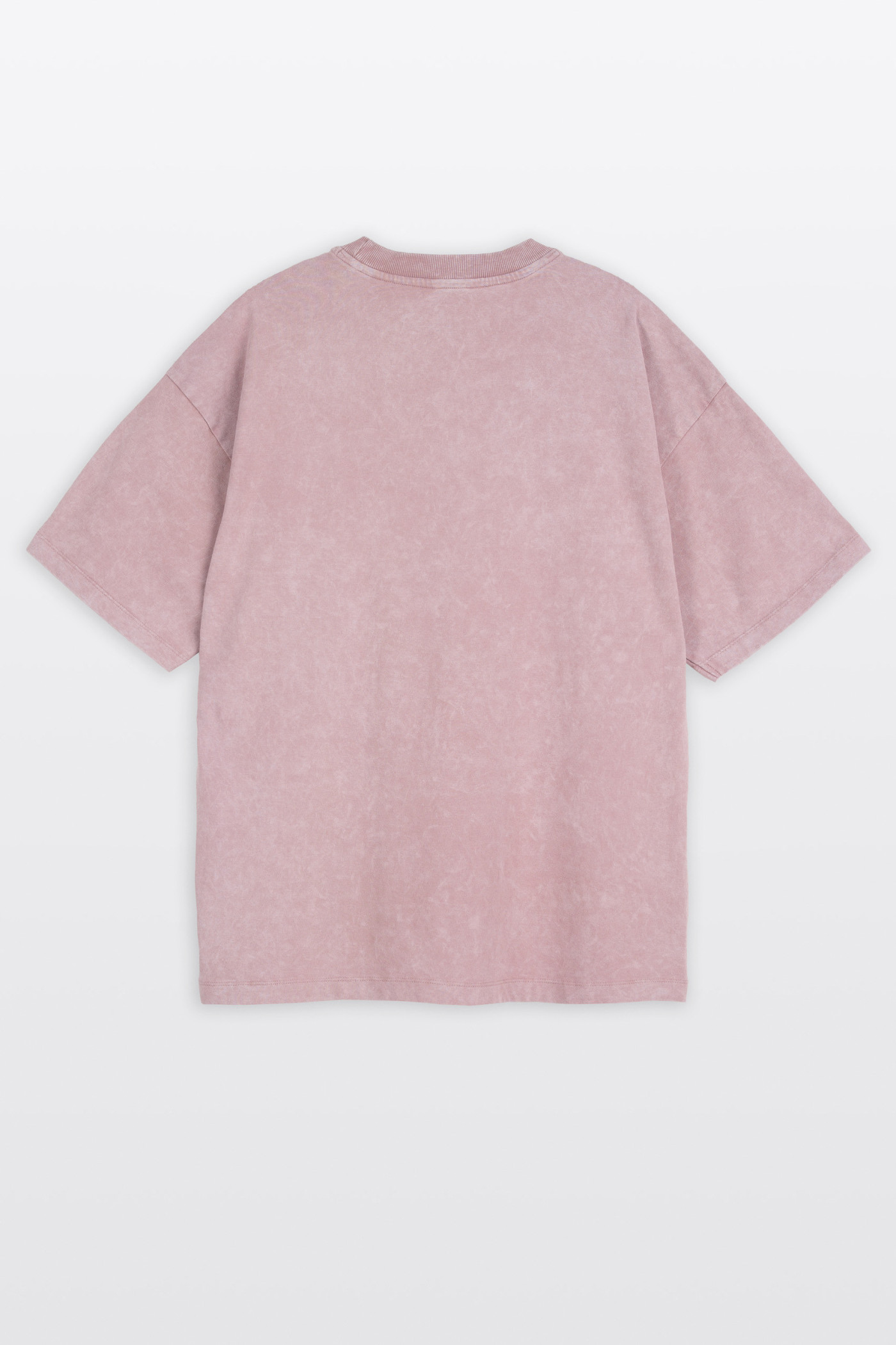 Różowy t-shirt LOOSE z autorską grafiką z przodu