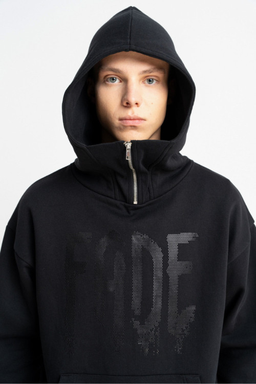 Czarna bluza REGULAR z nadrukiem z przodu