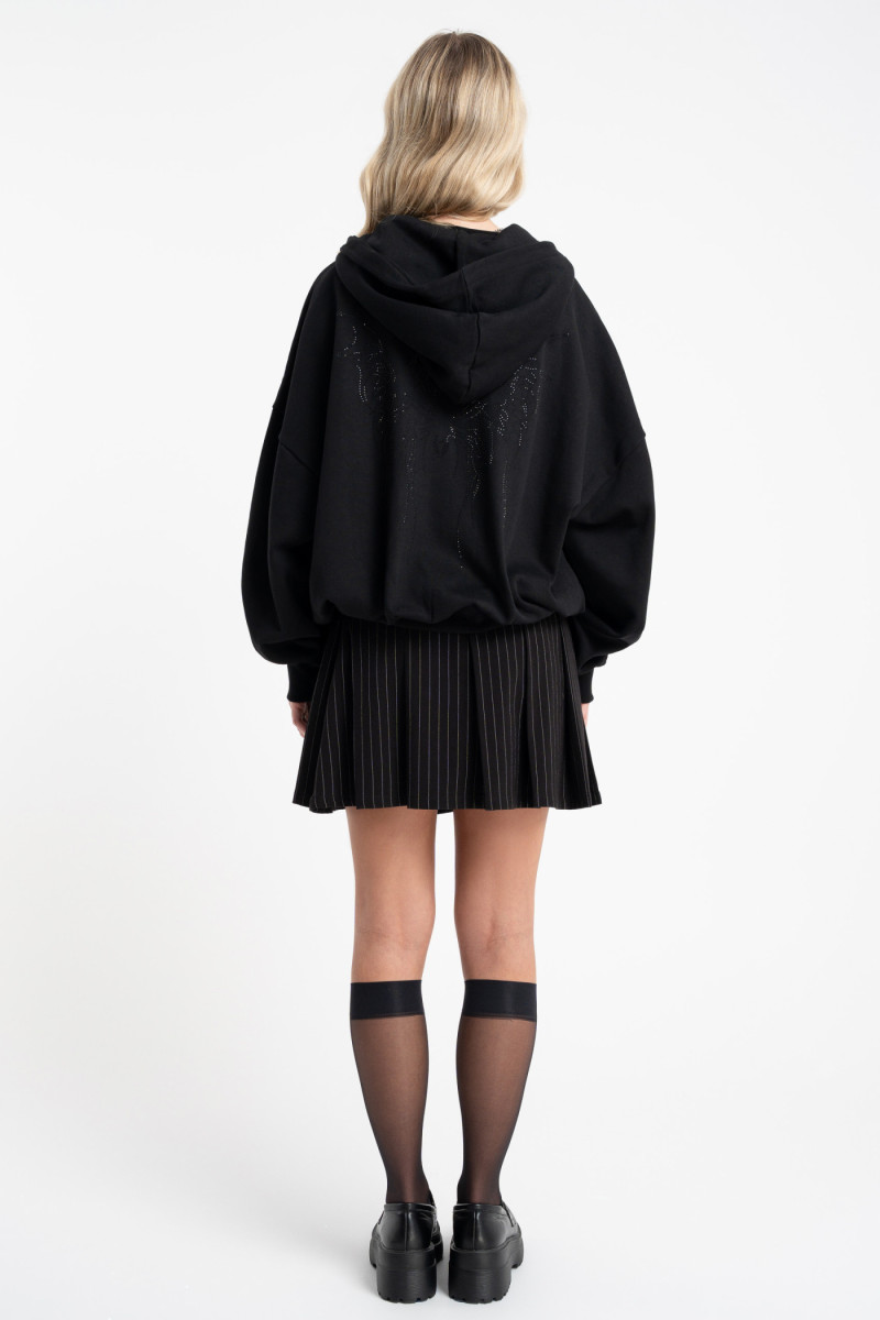 Czarna bluza BOXY z kapturem z aplikacją z dżetów z tyłu