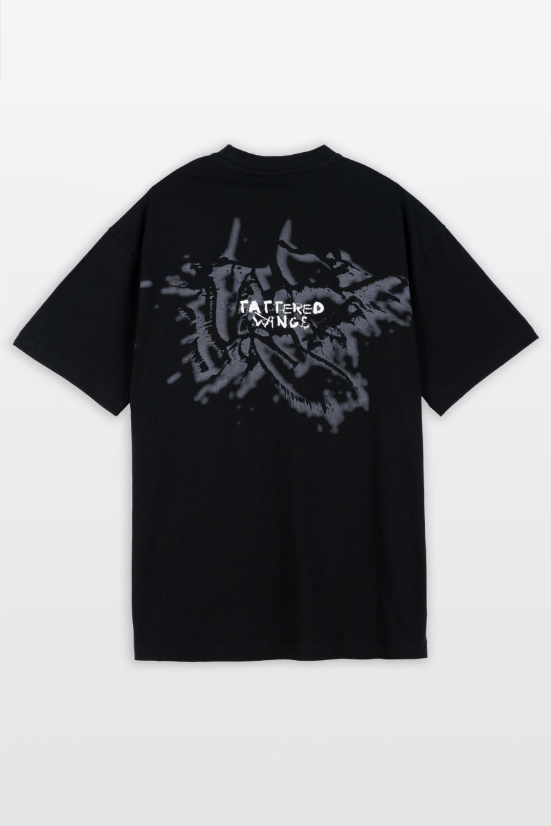 Czarny t-shirt LOOSE z autorską grafiką z tyłu