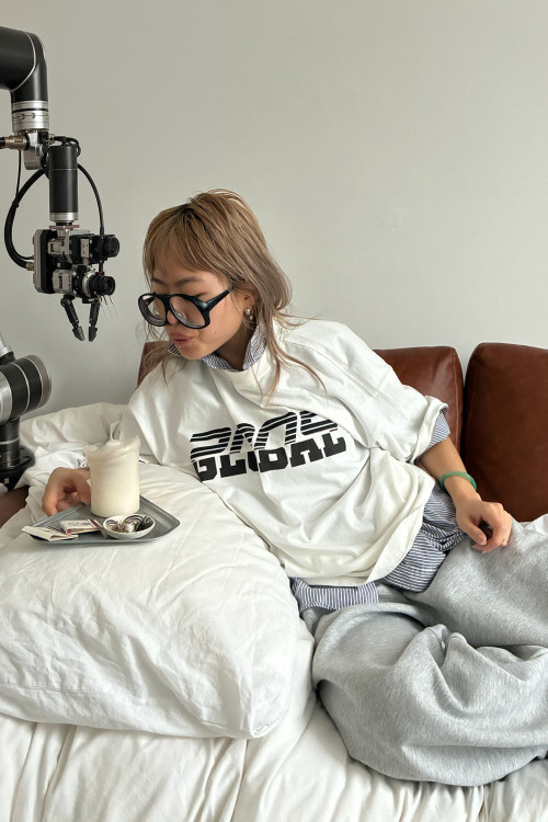 2005xReporter Biały t-shirt OVERSIZE