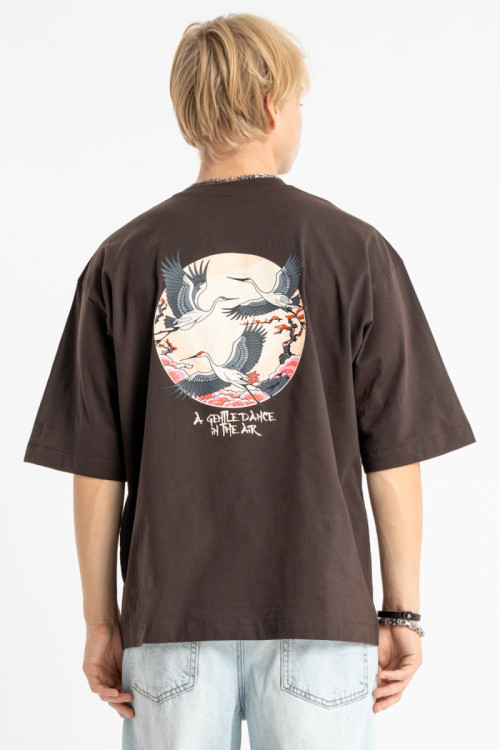 Brązowy t-shirt LOOSE z autorską grafiką z tyłu