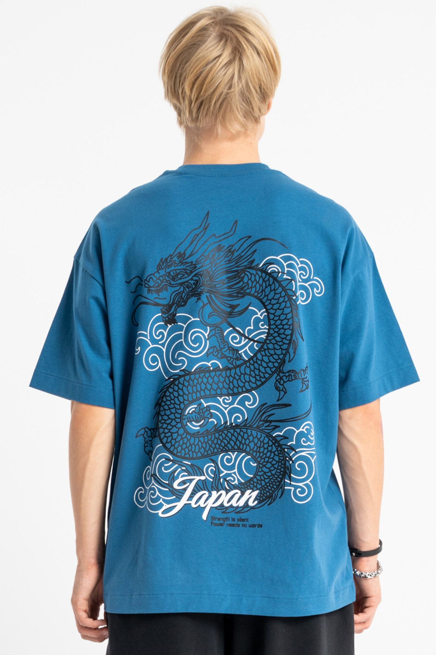 Niebieski t-shirt OVERSIZE z autorską grafiką z tyłu