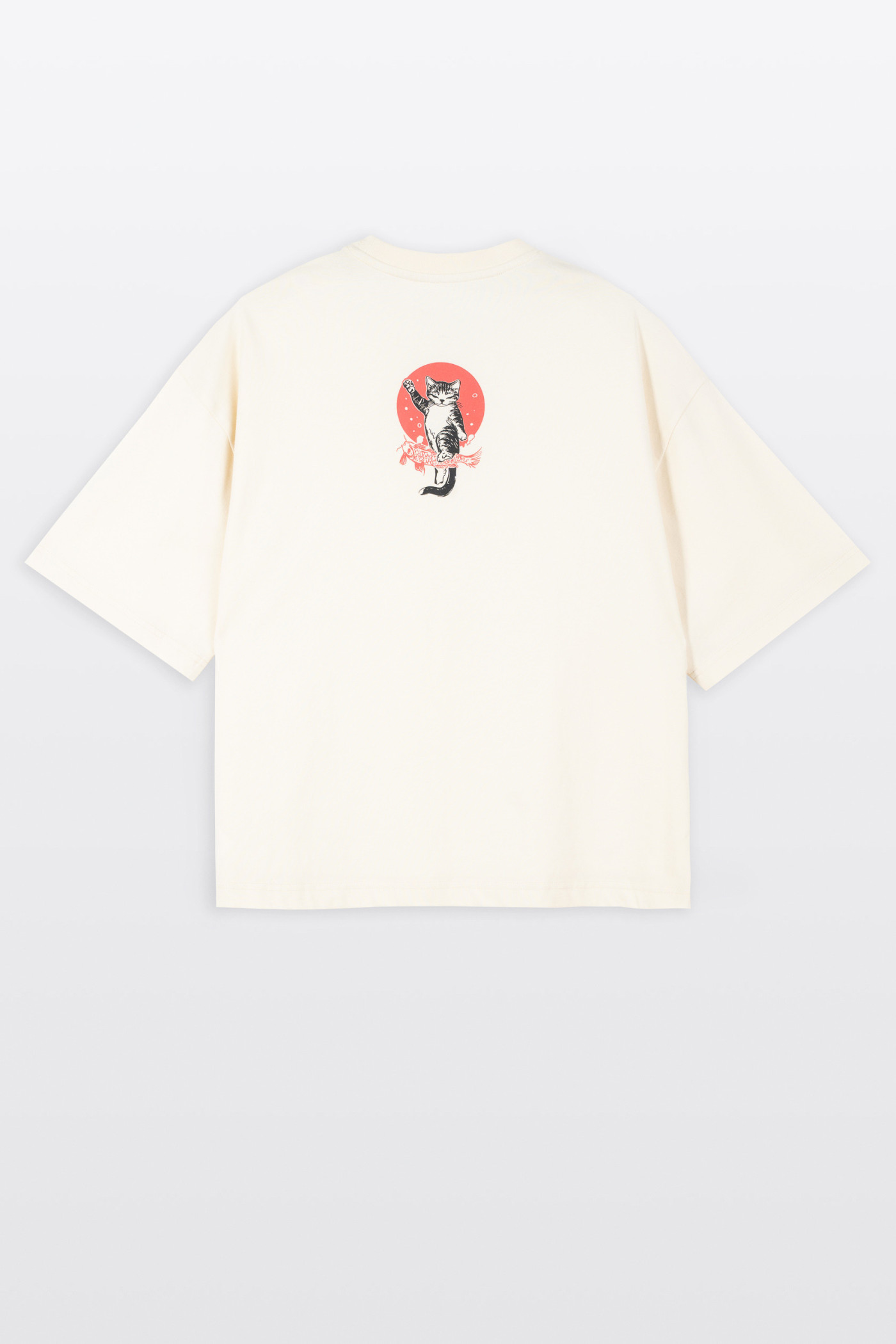 Kremowy t-shirt z autorską grafiką z tyłu