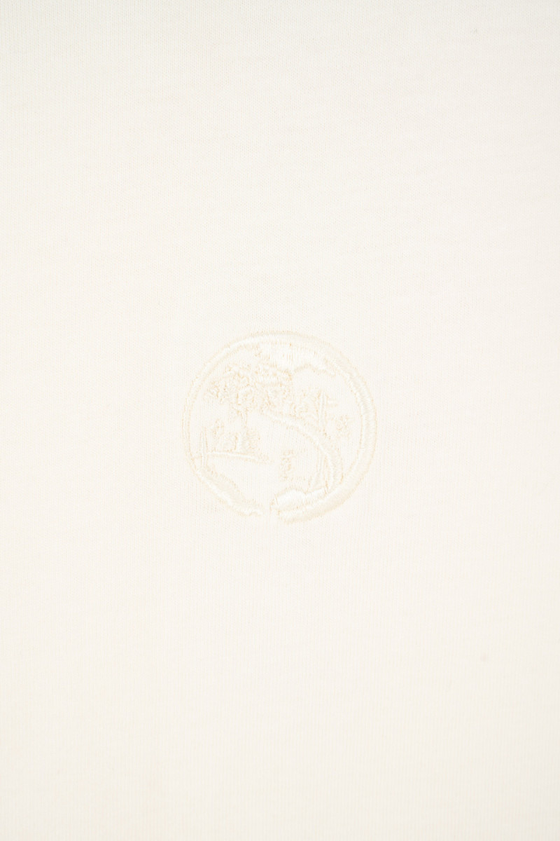 Kremowy t-shirt z autorską grafiką z tyłu