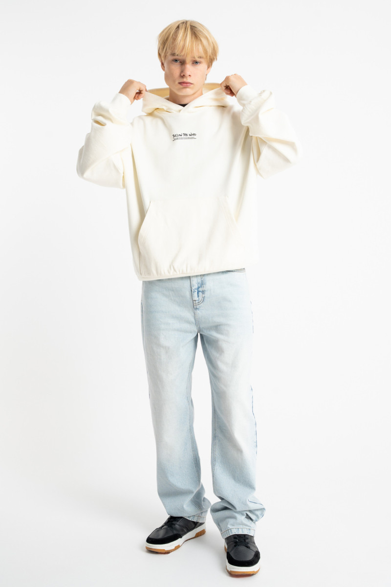 Kremowa bluza BOXY z autorską grafiką z tyłu