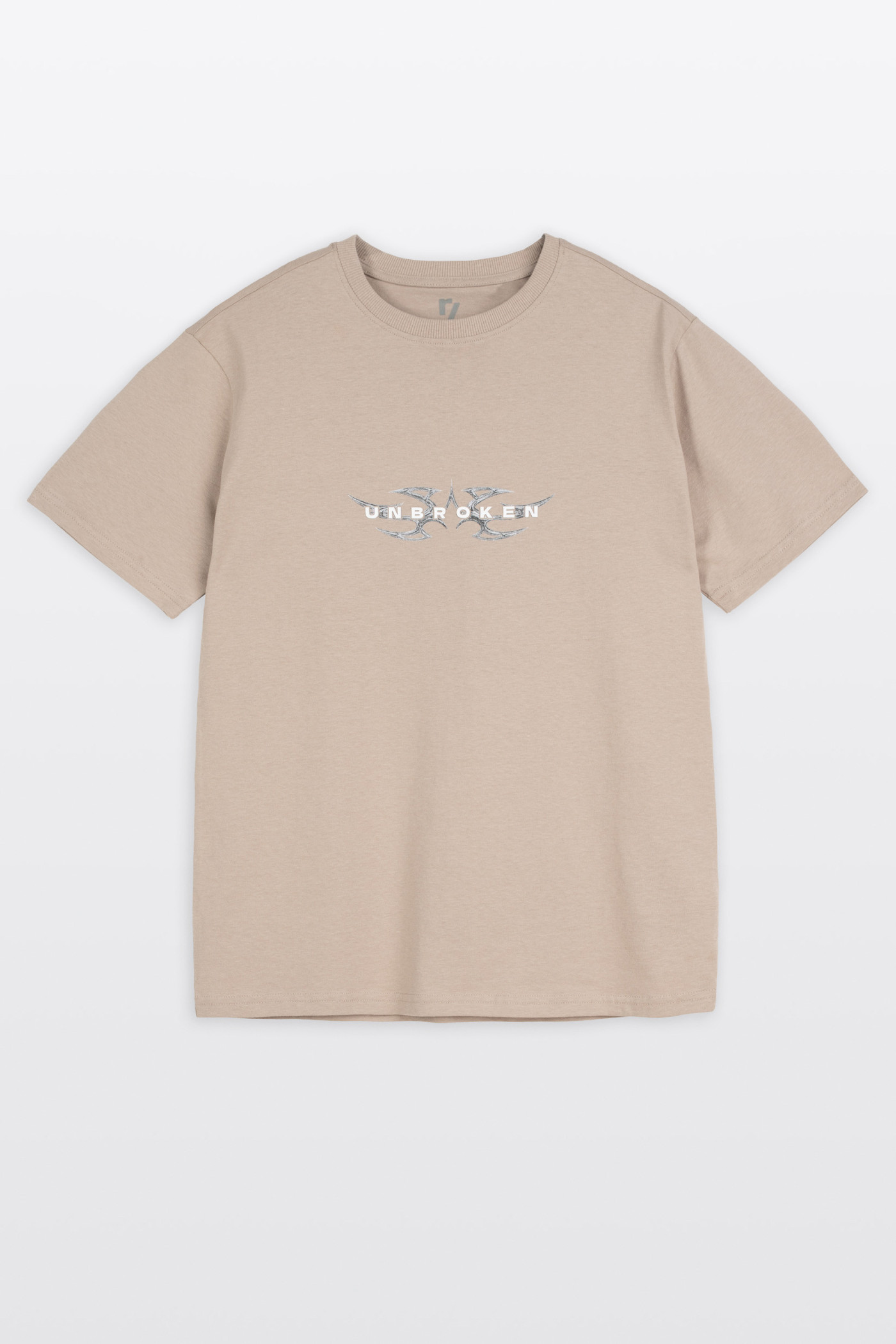 Beżowy t-shirt REGULAR z minimalistyczną grafiką z przodu