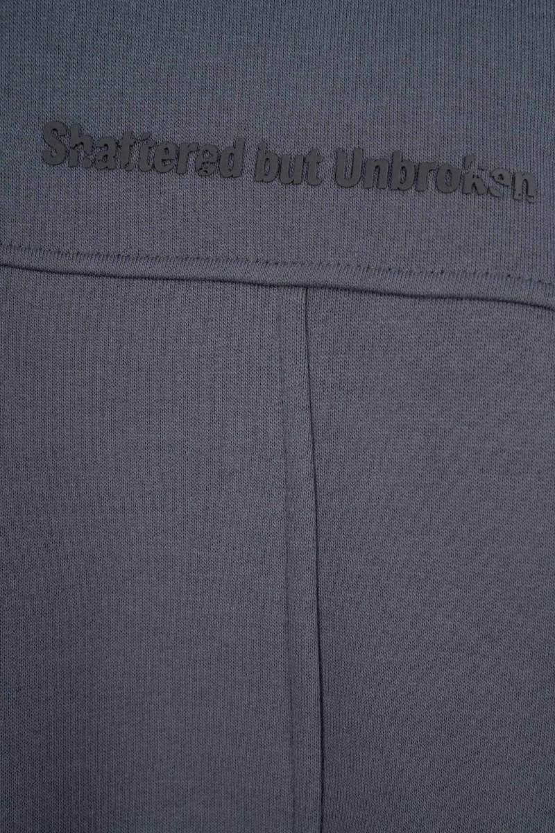 Szara bluza BOXY z modnymi cięciami